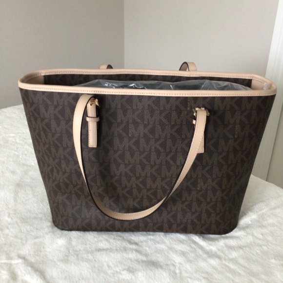 100% Autenthic Michael Kors Jet Set Medium Tote - Picture 3 of 15